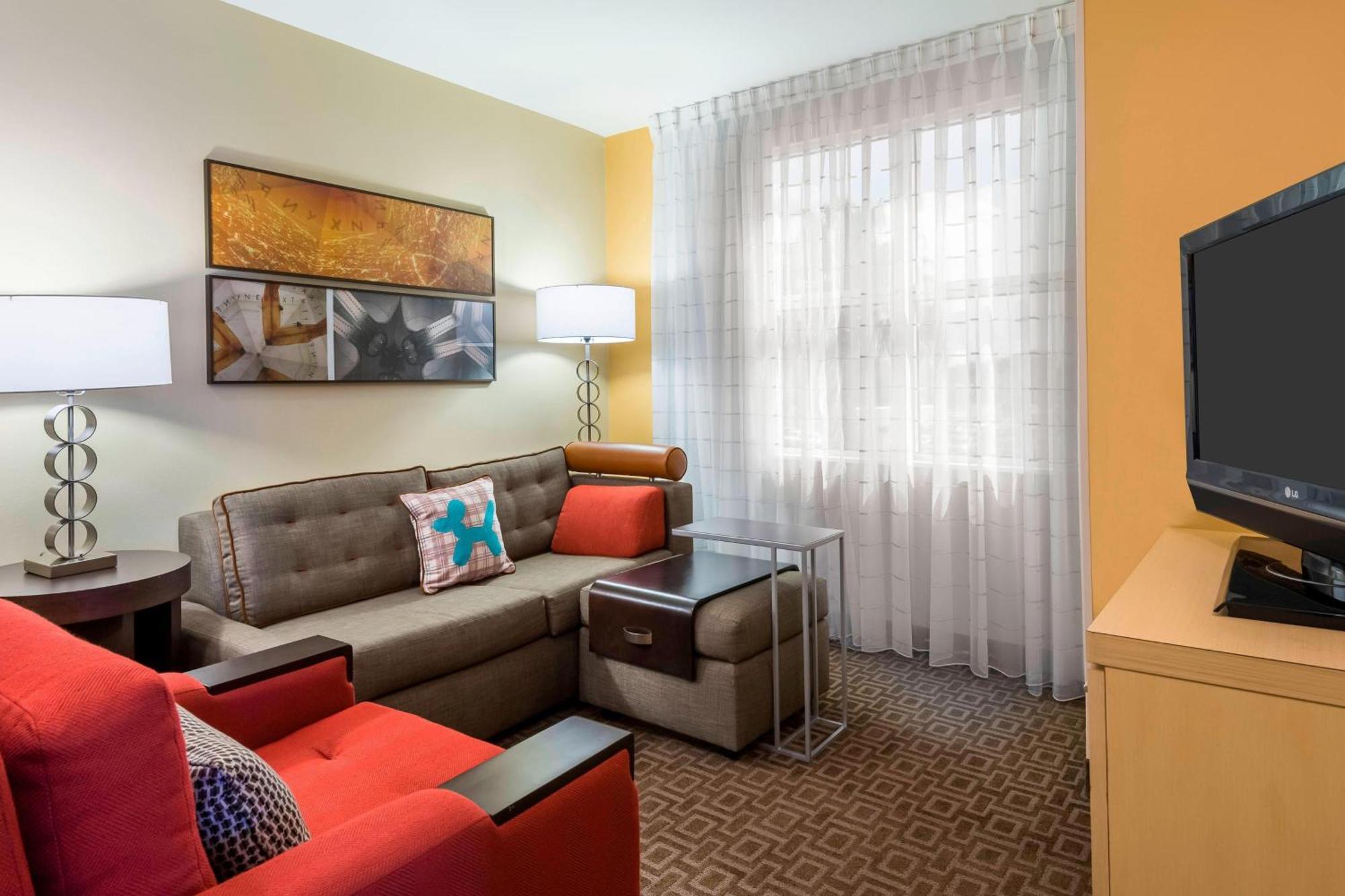 Towneplace Suites Tampa Westshore/Airport Exterior photo